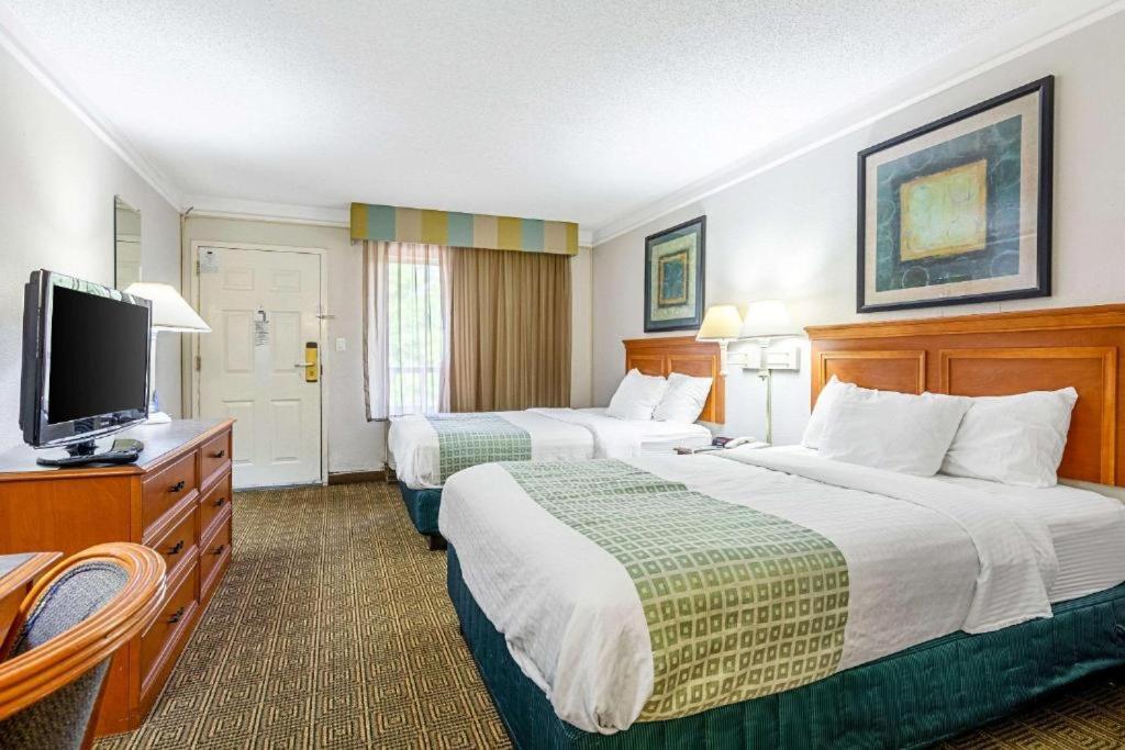 Rodeway Inn Huntsville Extérieur photo